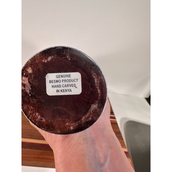 Handcarved Besmo Vase from Kenya. - Picture 6 of 7